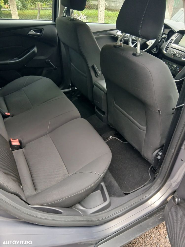 Ford Focus 1.5 TDCi DPF Start-Stopp-System Titanium - 10