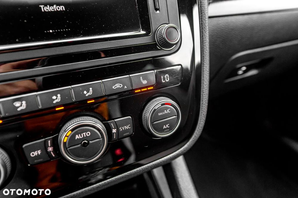 Volkswagen Scirocco R - 30