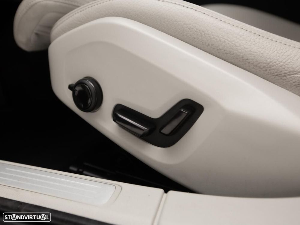 Volvo V60 2.0 D3 Inscription Geartronic - 16