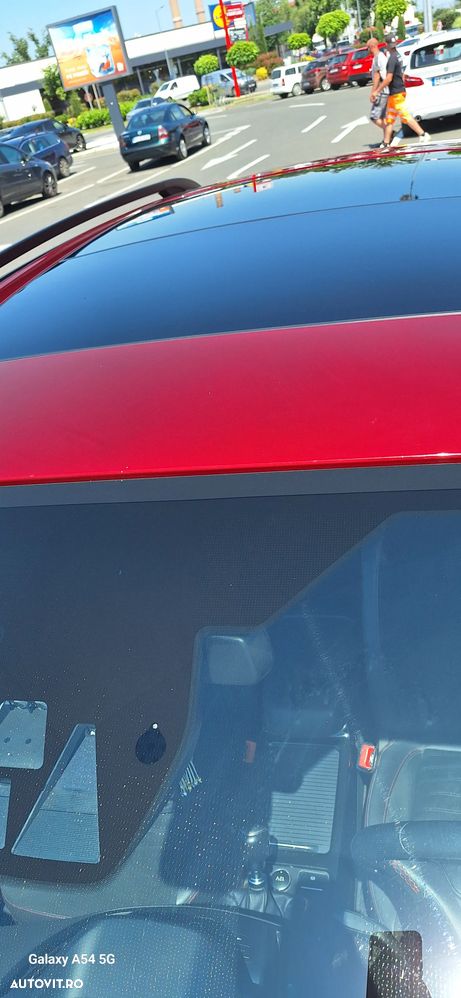 Ford Kuga - 8