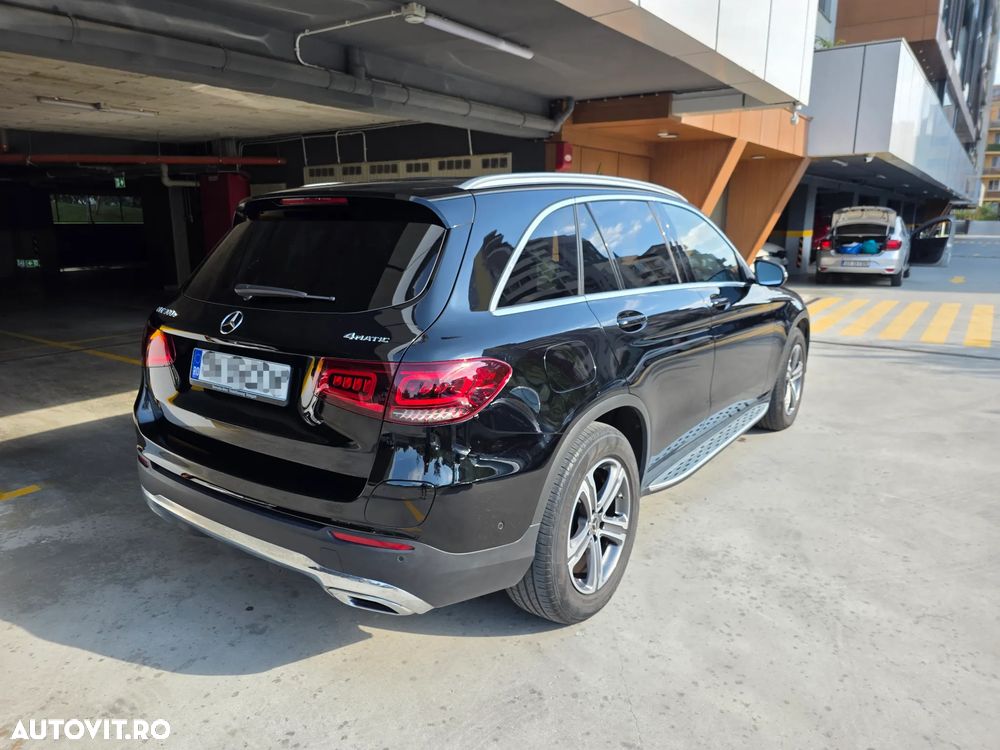 Mercedes-Benz GLC 300 e 4MATIC - 2