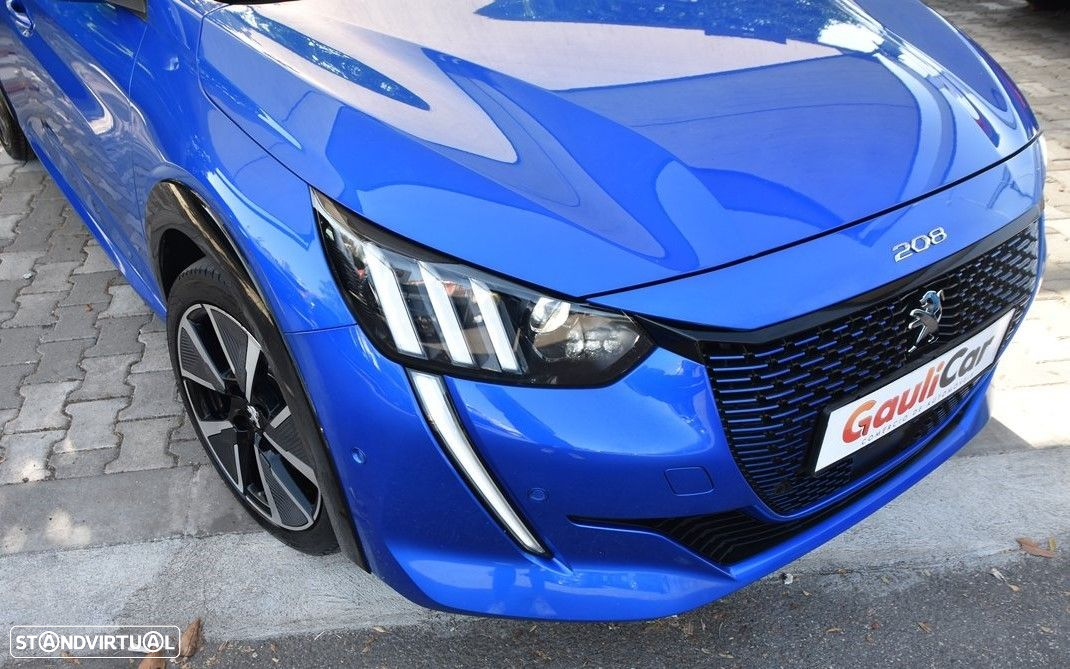 Peugeot e-208 50 kWh GT - 8