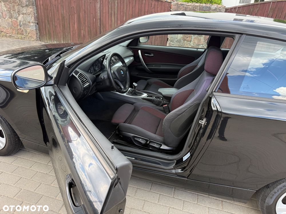 BMW Seria 1 118i - 30