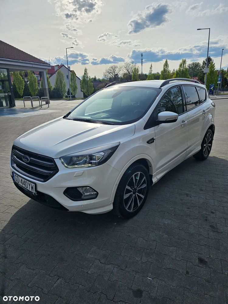 Ford Kuga - 2