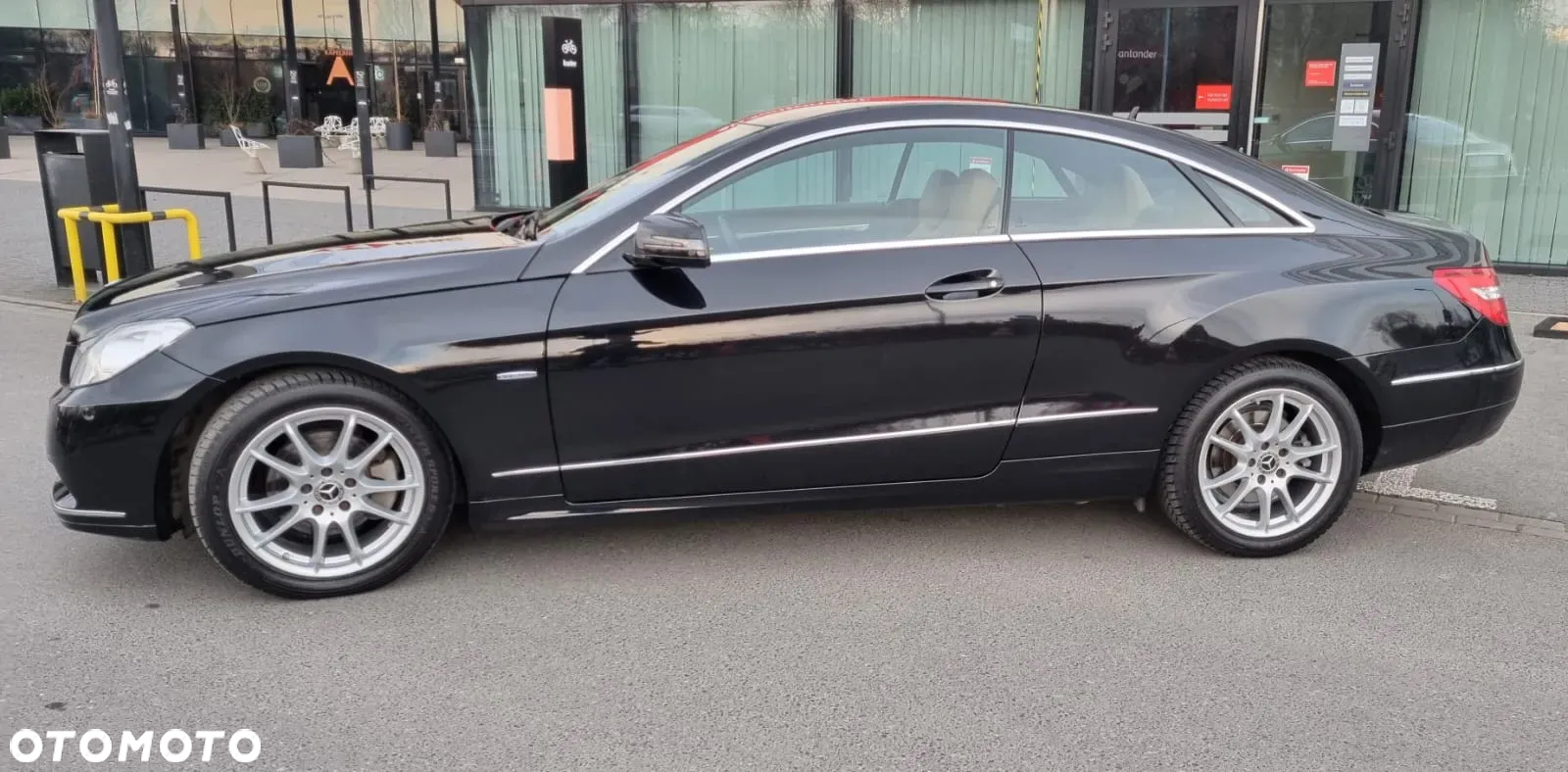 Mercedes-Benz Klasa E 250 CGI BlueEffICIENCY - 16