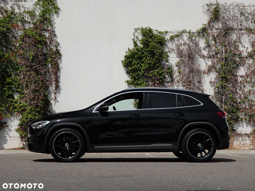 Mercedes-Benz GLA 200 AMG Line - 8