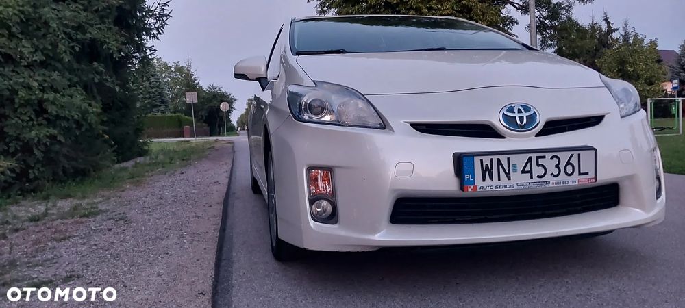 Toyota Prius - 3