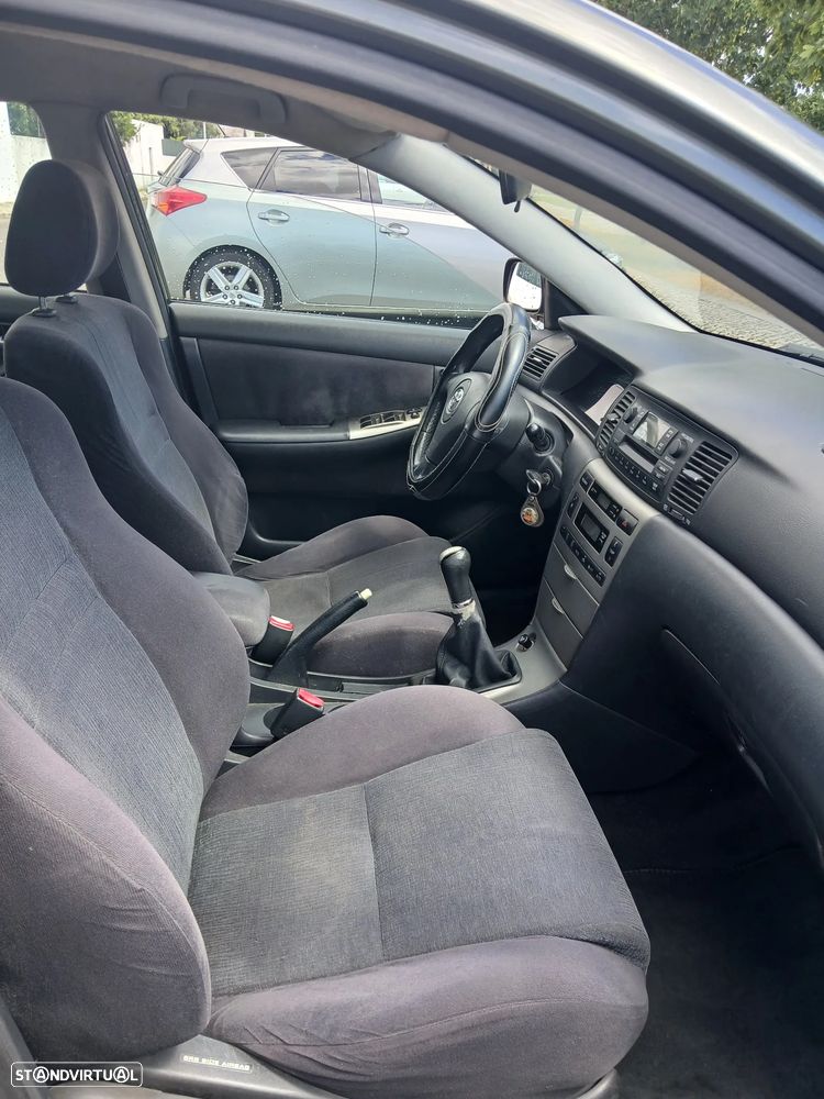 Toyota Corolla 2.0 D-4D Terra AC - 7