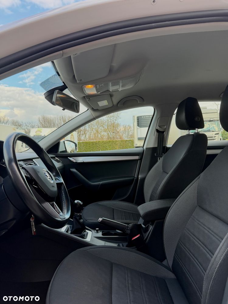 Skoda Octavia 1.6 TDI Ambition - 9
