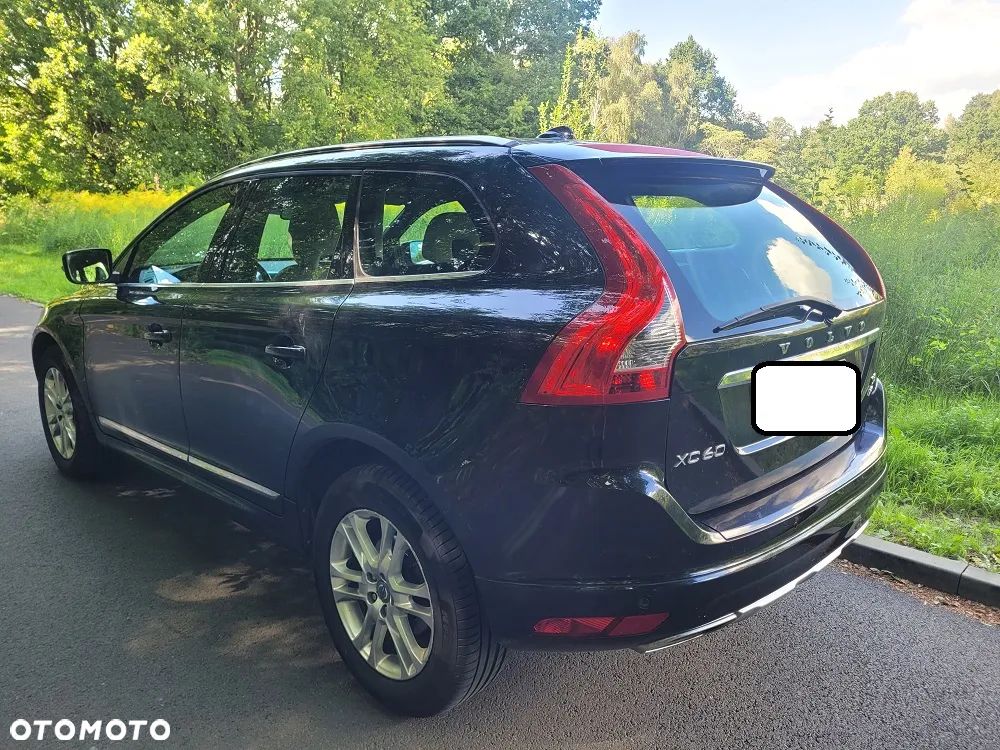 Volvo XC 60 D5 AWD Summum - 4