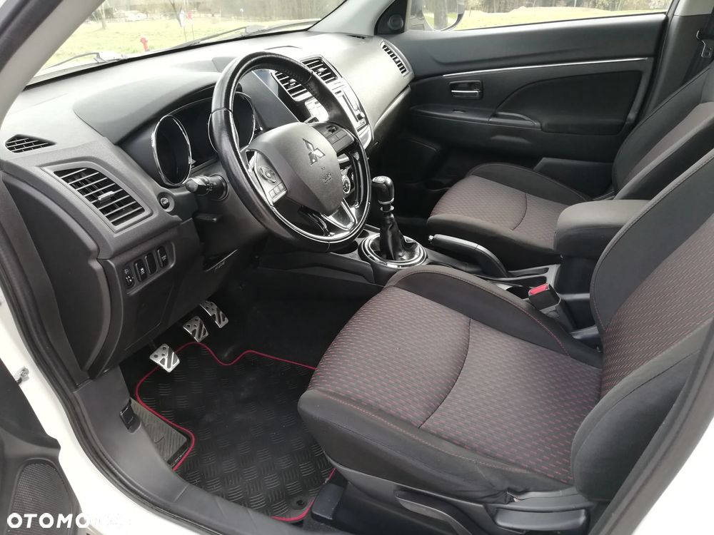 Mitsubishi ASX 1.6 DID Invite 4WD AS&G - 15