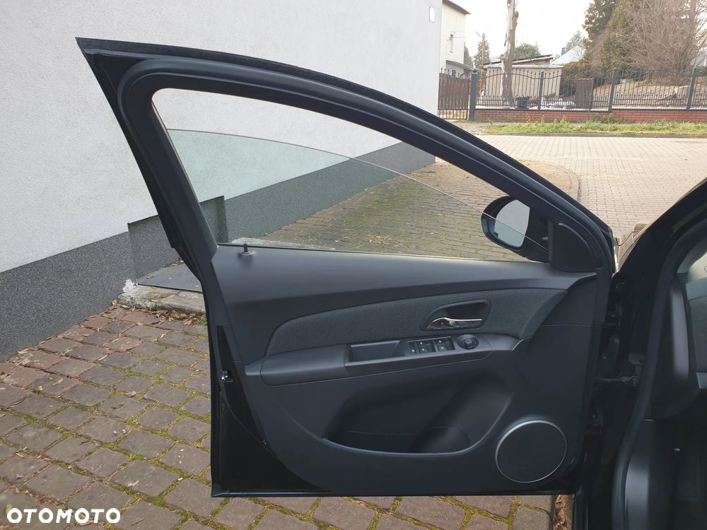 Chevrolet Cruze 1.4T LTZ - 18