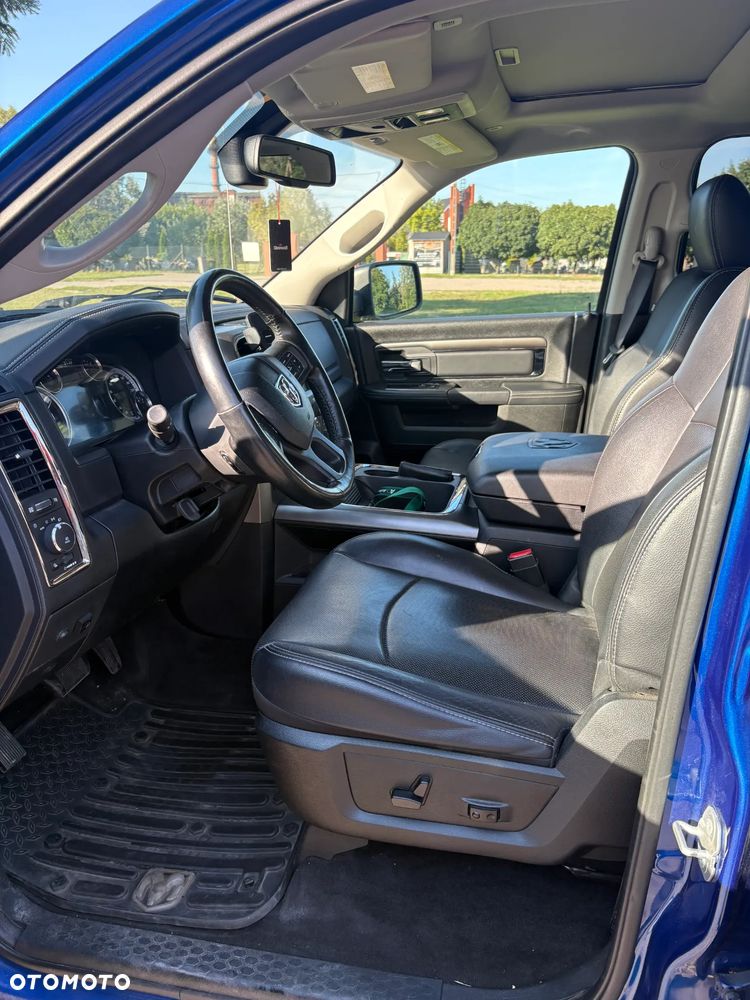 Dodge RAM - 4