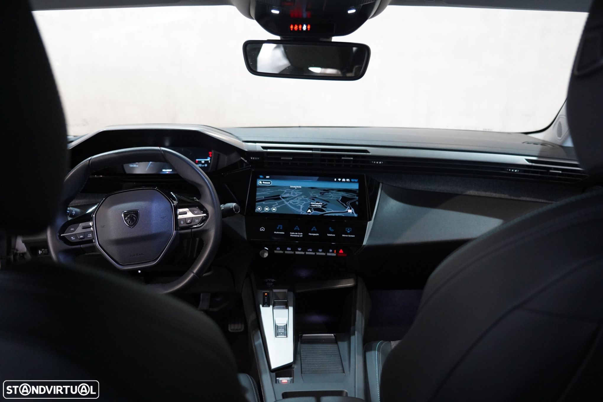 Peugeot 408 1.2 PureTech Allure EAT8 - 28