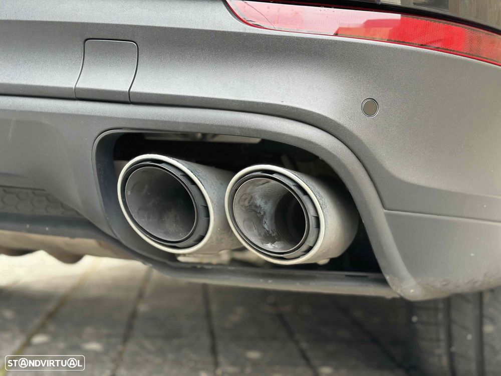 Porsche Cayenne - 18