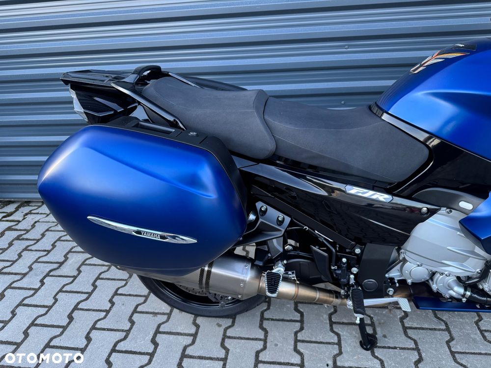 Yamaha FJR - 10