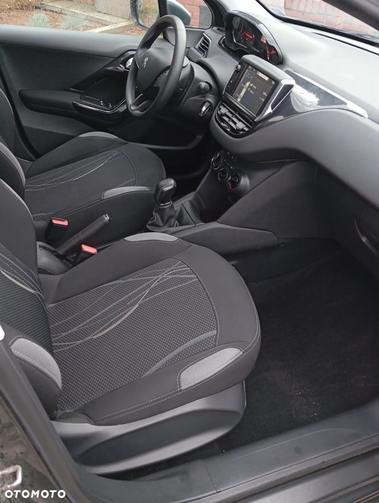 Peugeot 208 1.2 VTi Active - 19