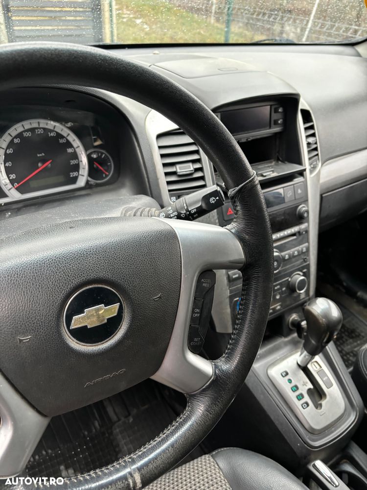 Chevrolet Captiva 2.0 4WD 7 Sitzer Automatik LT - 8