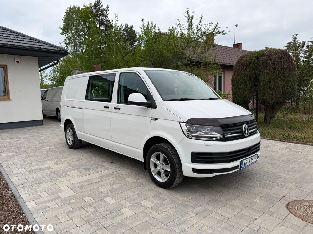 Volkswagen Transporter - 1