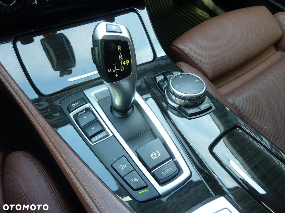 BMW Seria 5 - 24