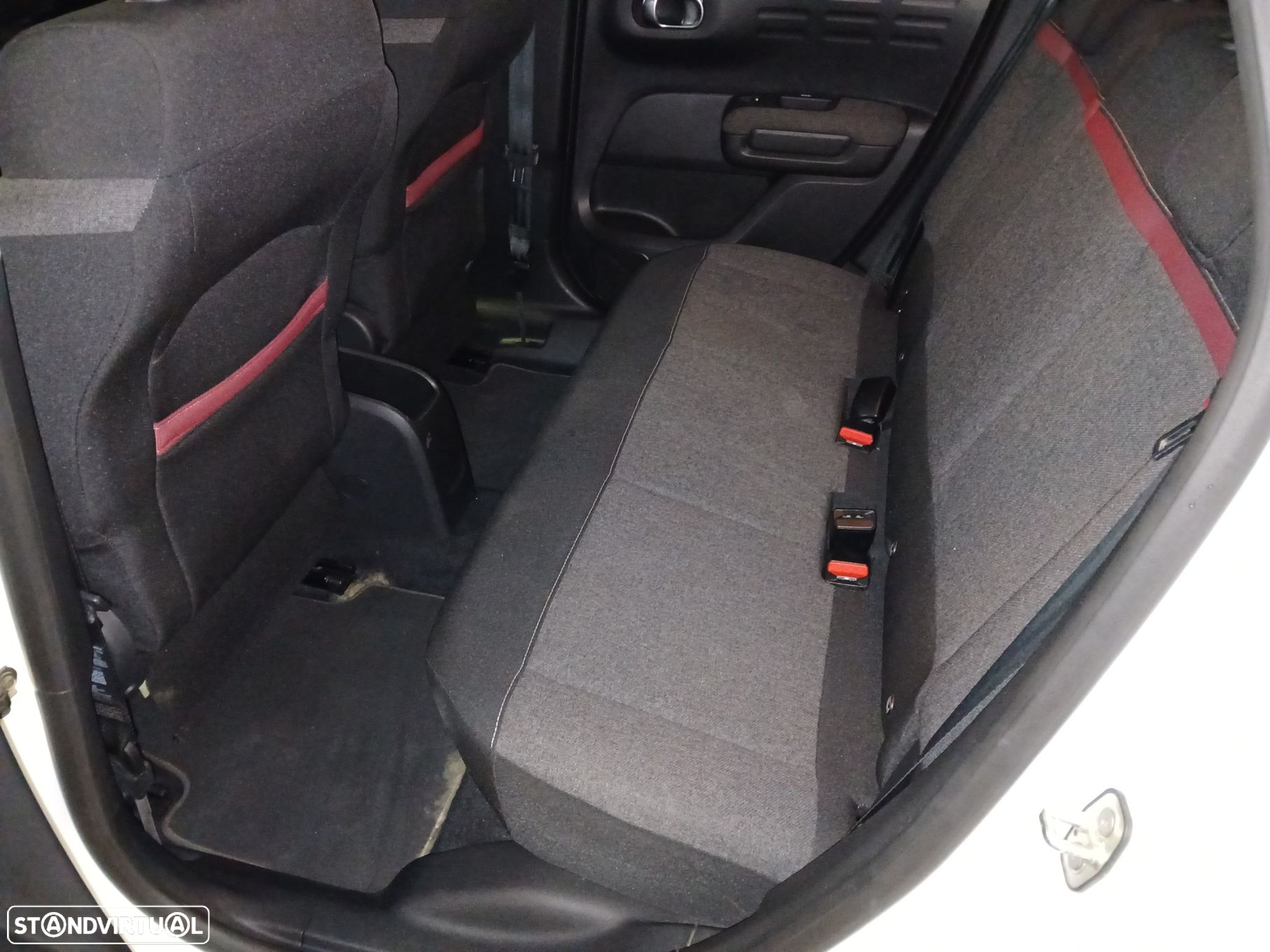 Citroën C3 Aircross 1.5 BlueHDi C-Series - 14