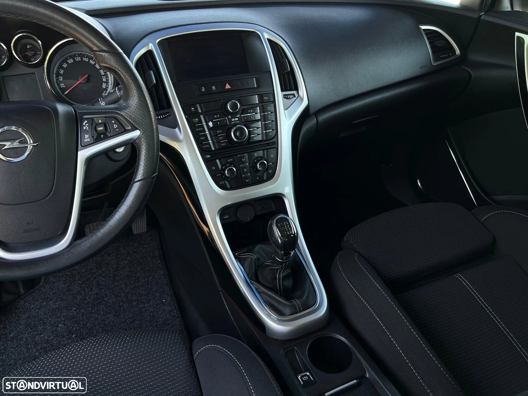 Opel Astra 1.7 CDTi Cosmo - 11