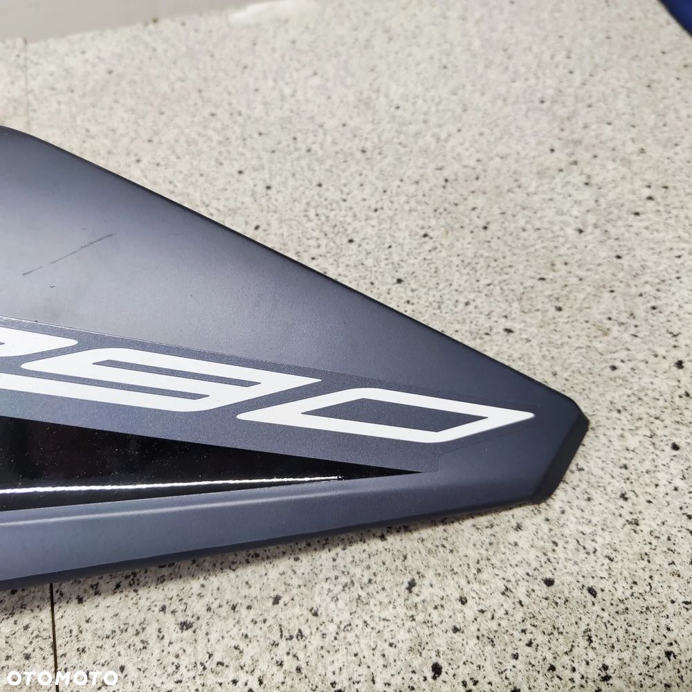 Owiewka, osłona, bok, boczek KTM 125 390 Duke - 6