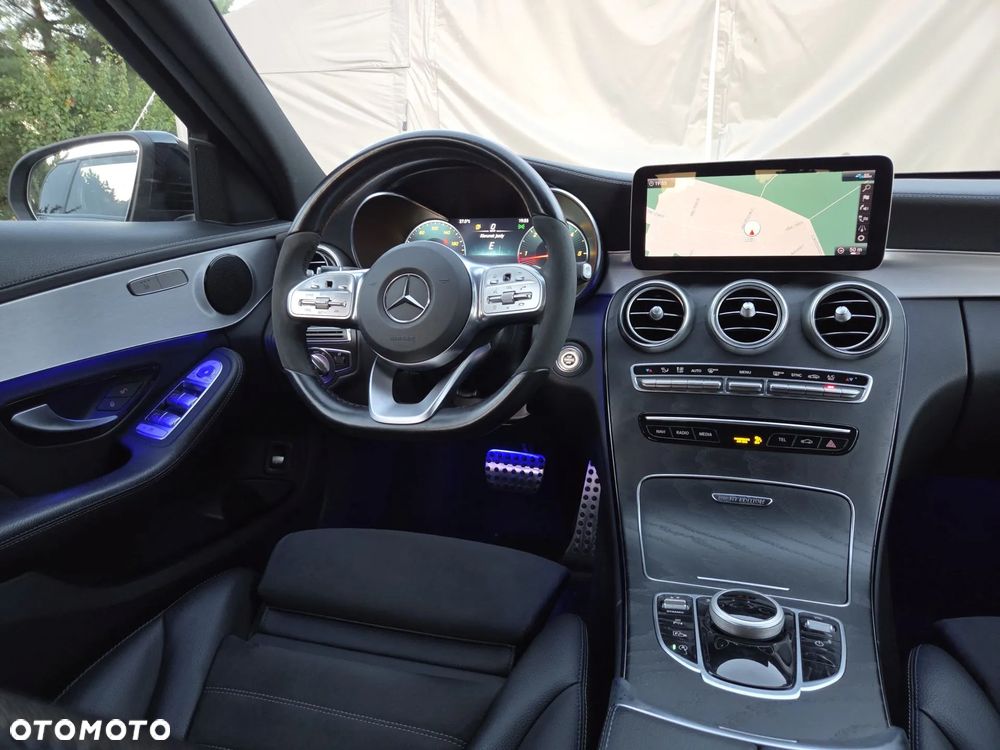 Mercedes-Benz Klasa C 220 d 9G-TRONIC Night Edition - 11