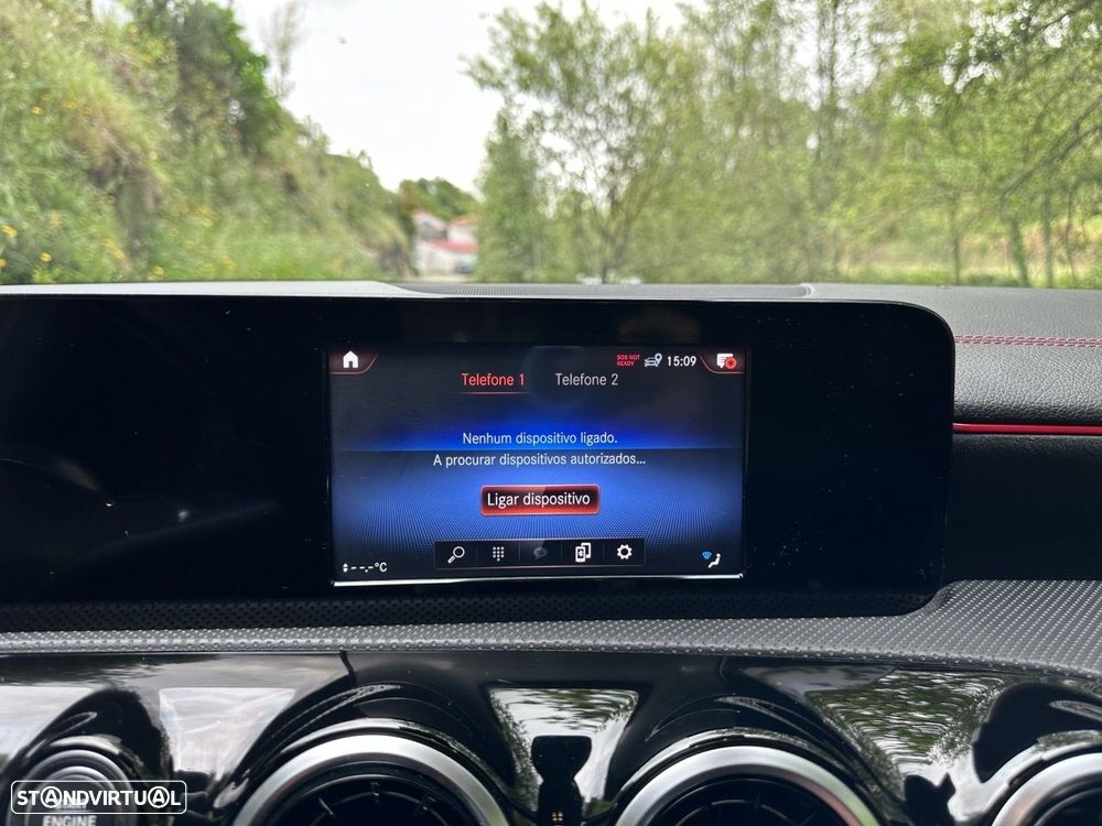 Mercedes-Benz CLA 250 e Shooting Brake AMG Line - 41