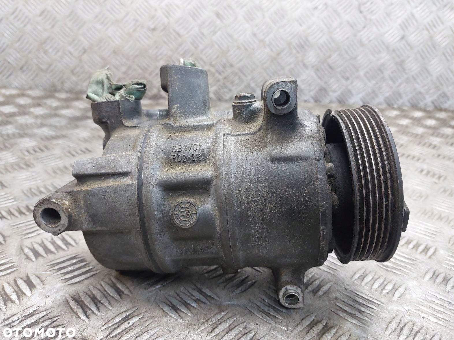 SPRĘŻARKA KOMPRESOR KLIMATYZACJI  VOLKSWAGEN GOLF VI 5N0820803C - 4