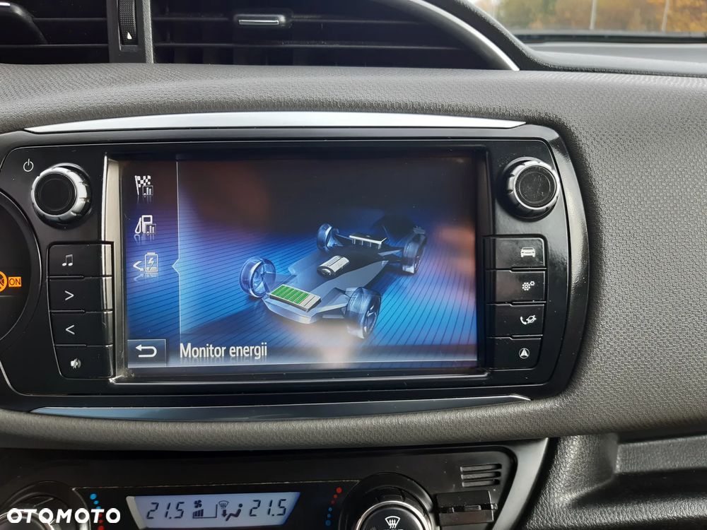 Toyota Yaris 1.5 VVT-i Comfort mit Design Paket - 11