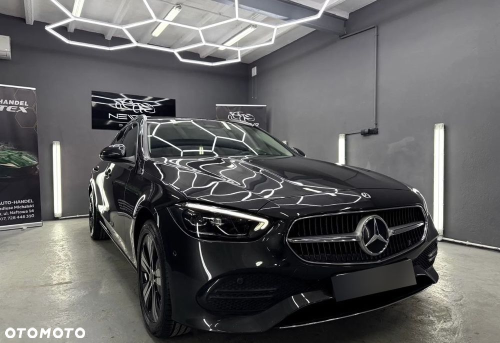 Mercedes-Benz Klasa C ver-300-e-9g--tronic-amg-line - 2
