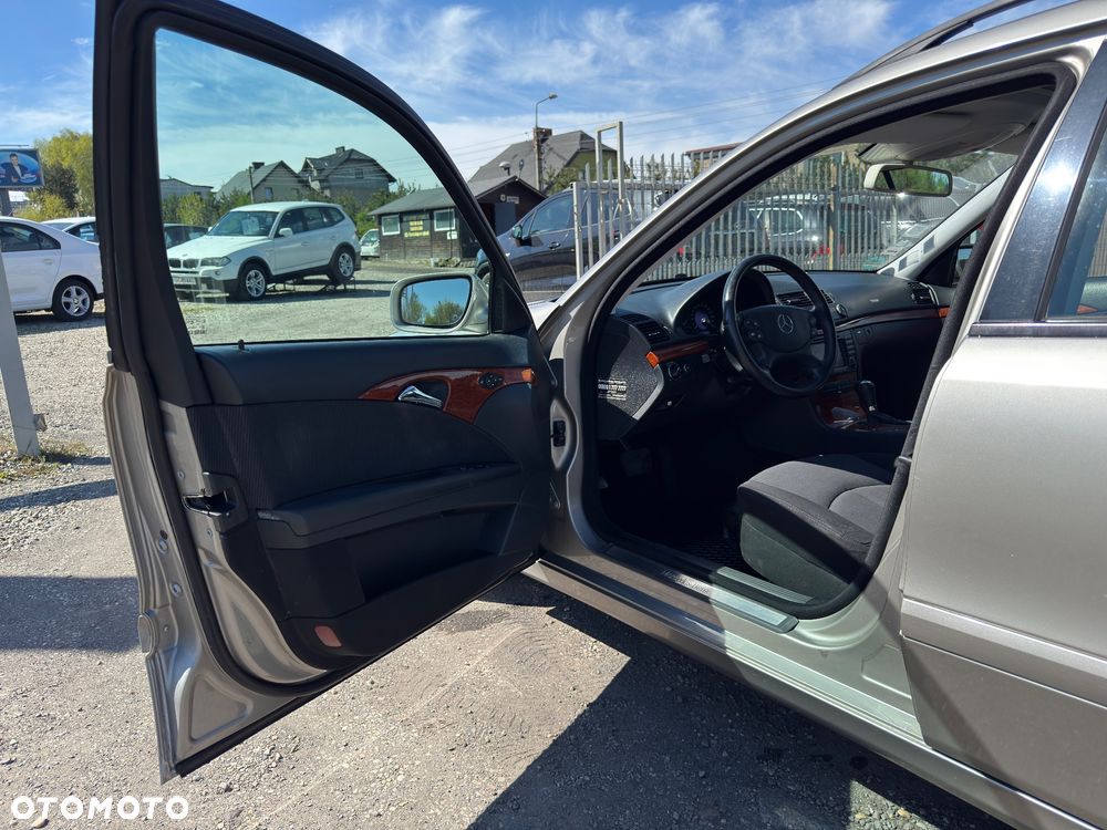 Mercedes-Benz Klasa E 220 CDI Automatik Classic BusinessEDITION - 14