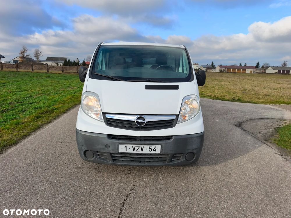 Opel Vivaro - 2