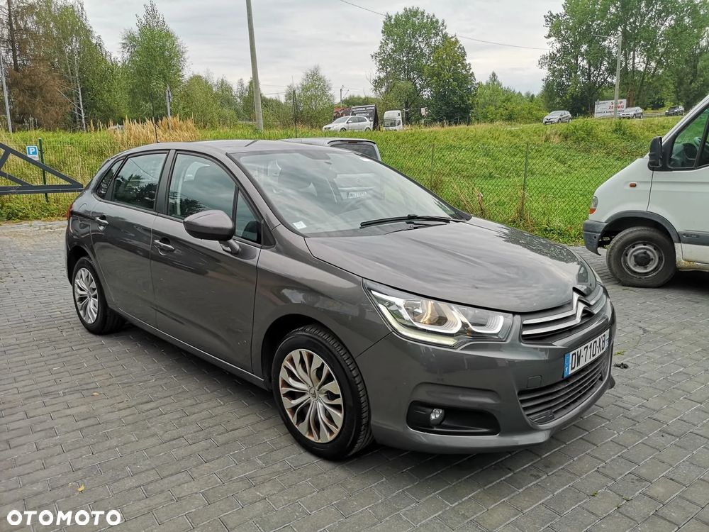 Citroën C4 1.4 VTi Attraction - 1
