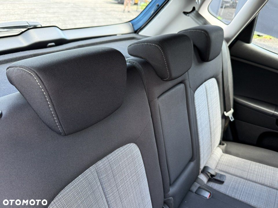 Kia Venga 1.6 CVVT ISG Spirit - 33