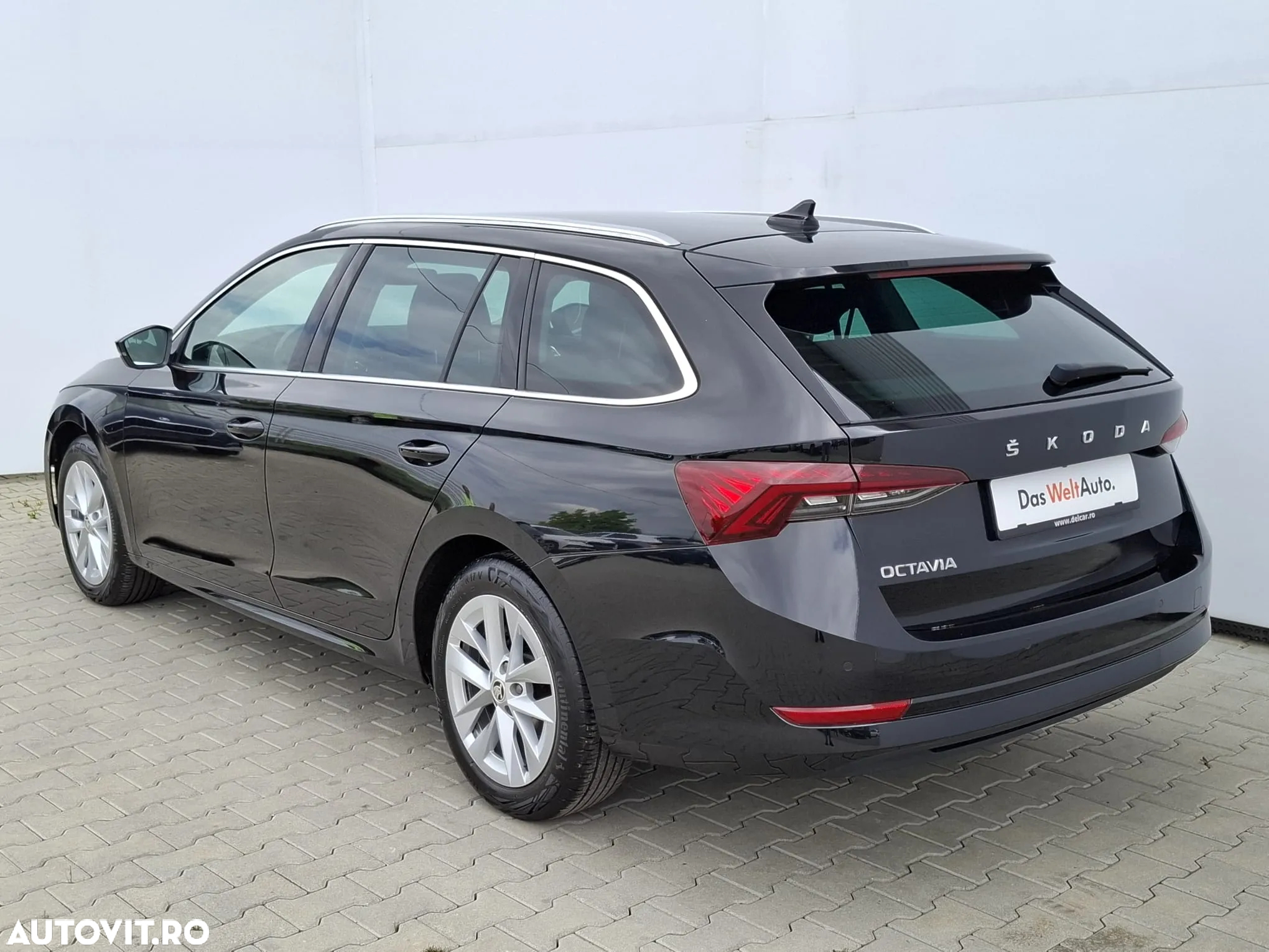 Skoda Octavia 2.0 TDI DSG Style - 3