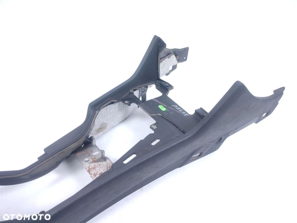 PODŁOKIETNIK BMW E39 LIFT (2000-2003) 2.2 170KM - 2