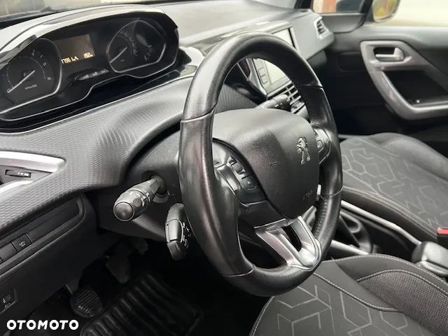 Peugeot 2008 BlueHDi 100 Active - 8