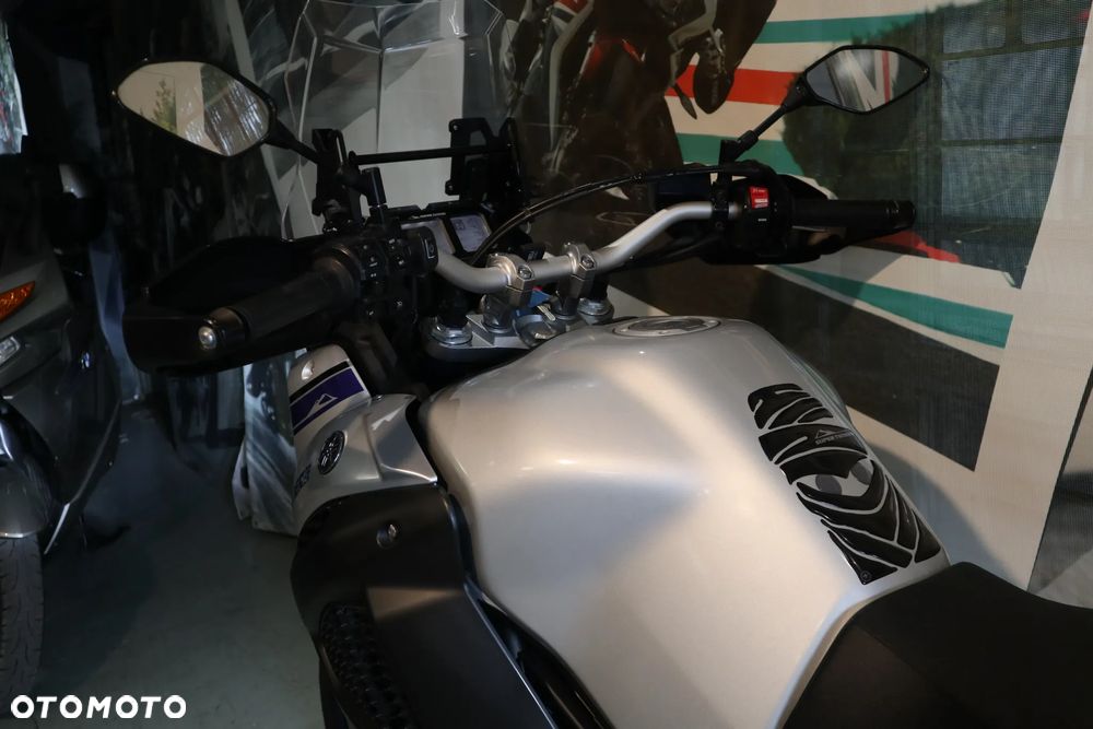 Yamaha Super Tenere - 7