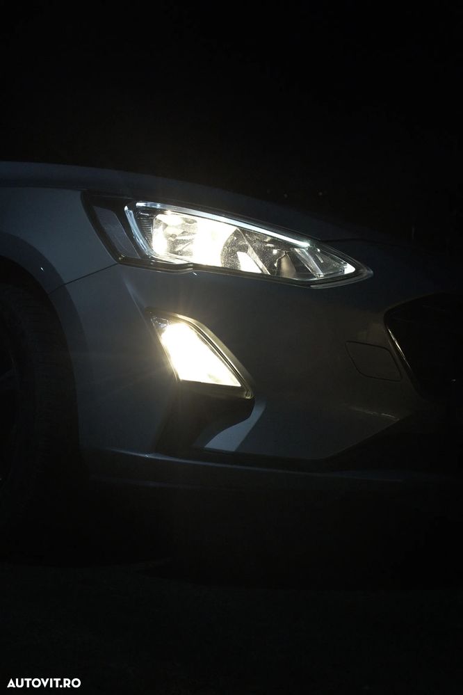 Ford Focus 1.5 EcoBlue Titanium Business - 3