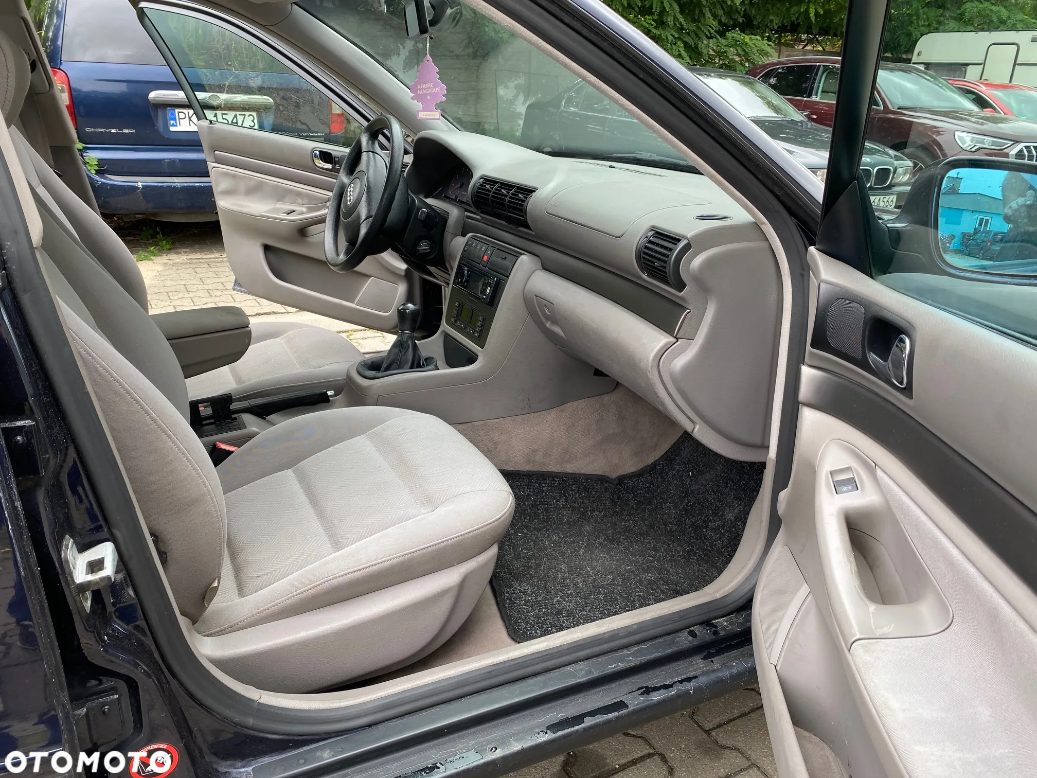 Audi A4 1.6 - 18