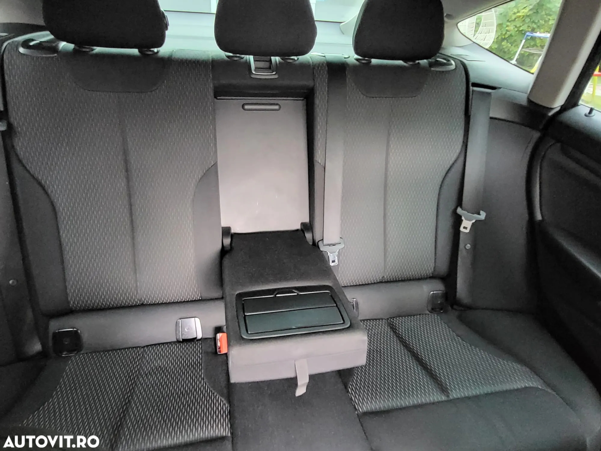 BMW Seria 3 320d Sport-Aut. Luxury Line - 7