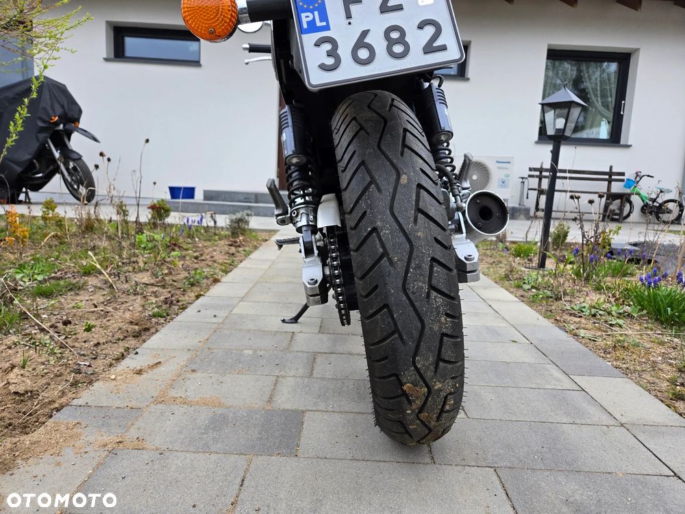 Kawasaki Zephyr - 21