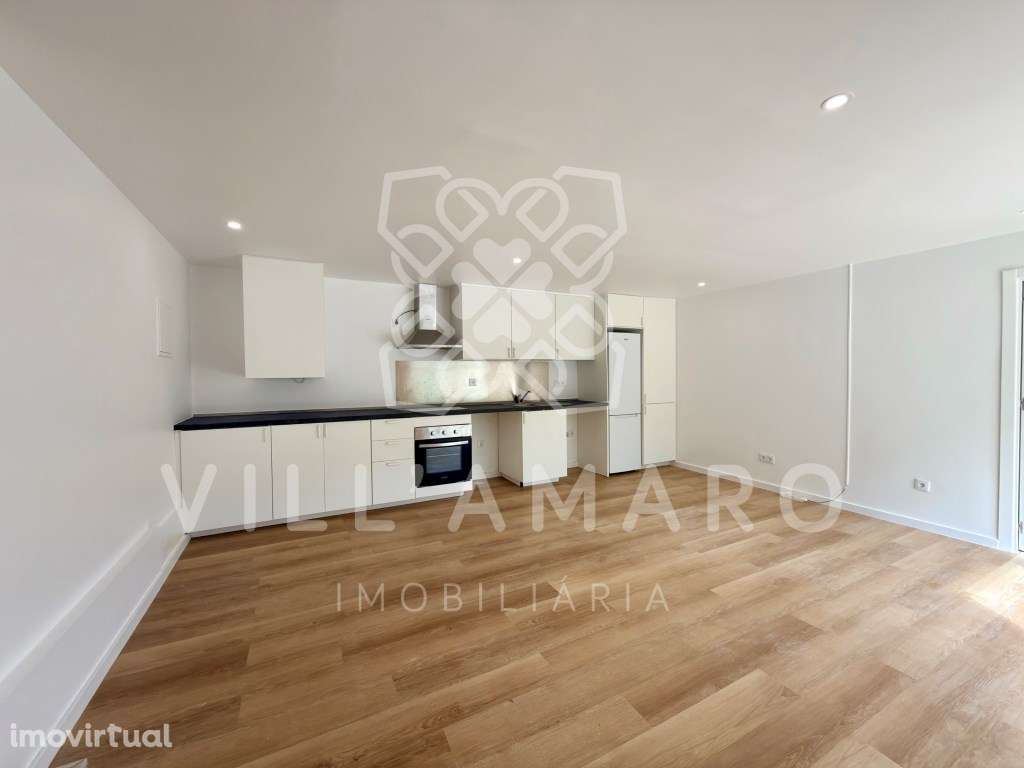Moradia T1, remodelada, em Condomínio Privado, no centro da Venda d... - Grande imagem: 5/13
