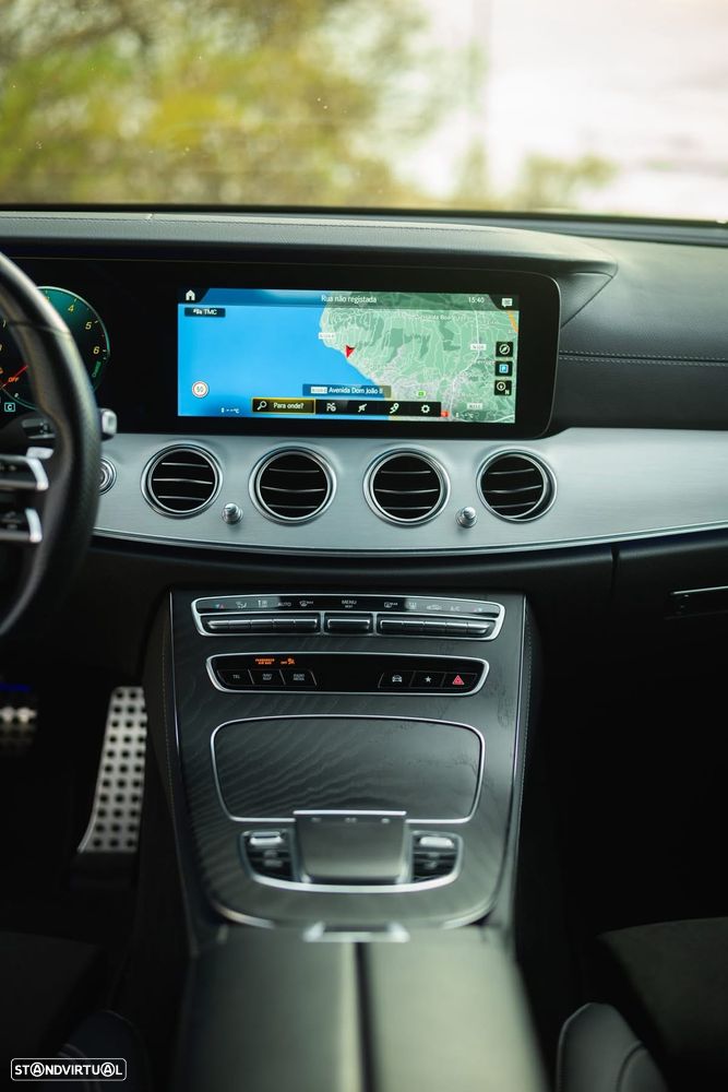 Mercedes-Benz E 300 de 9G-TRONIC AMG Line - 27