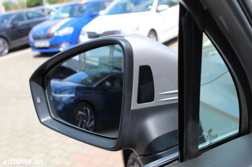 Volkswagen Tiguan 2.0 TDI 4Mot DSG Comfortline - 28