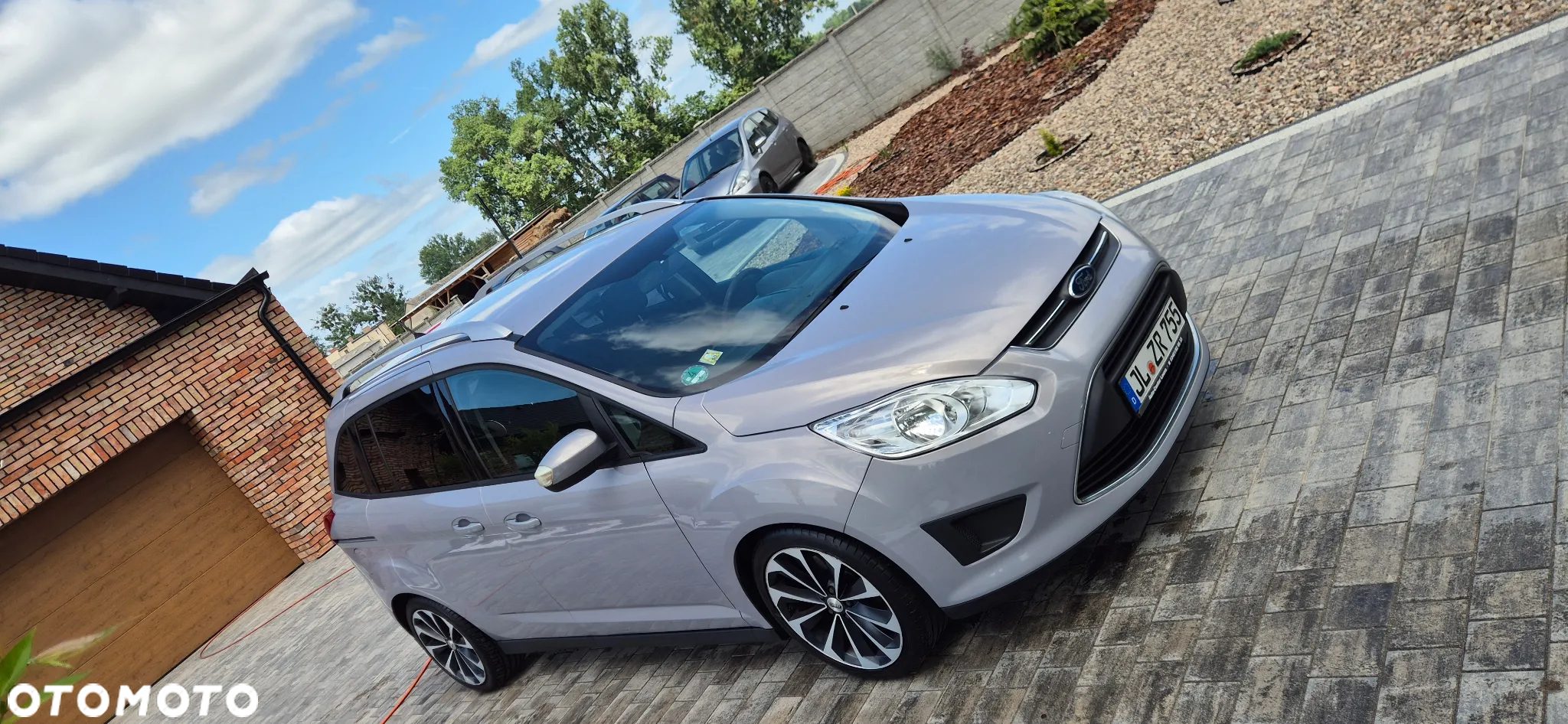 Ford Grand C-MAX - 14