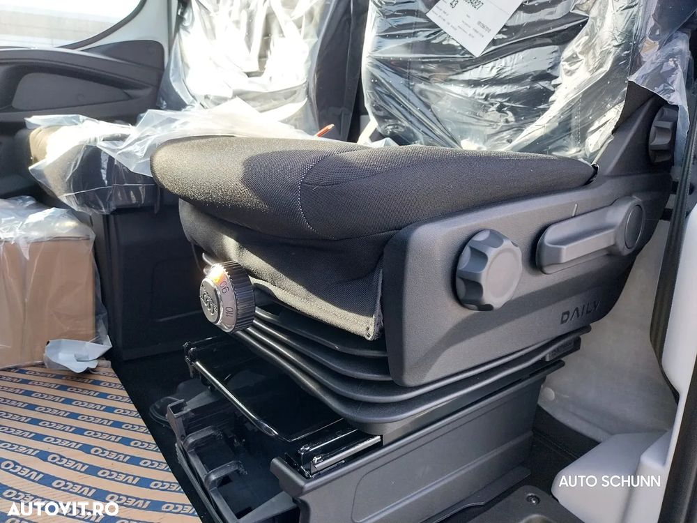 Iveco Daily 35C18 Comfort/Construction/Sasiu - 23