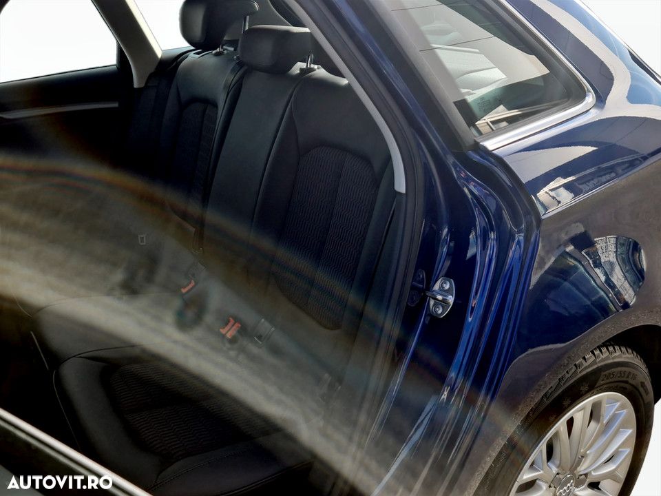 Audi A3 Sportback 1.2 TFSI Stronic Ambiente - 14